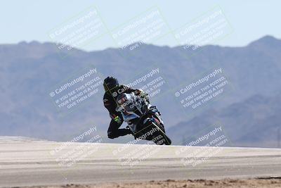 media/Oct-13-2025-Moto Forza (Mon) [[a66d839500]]/3-B Group/Session 4 (Turn 9)/